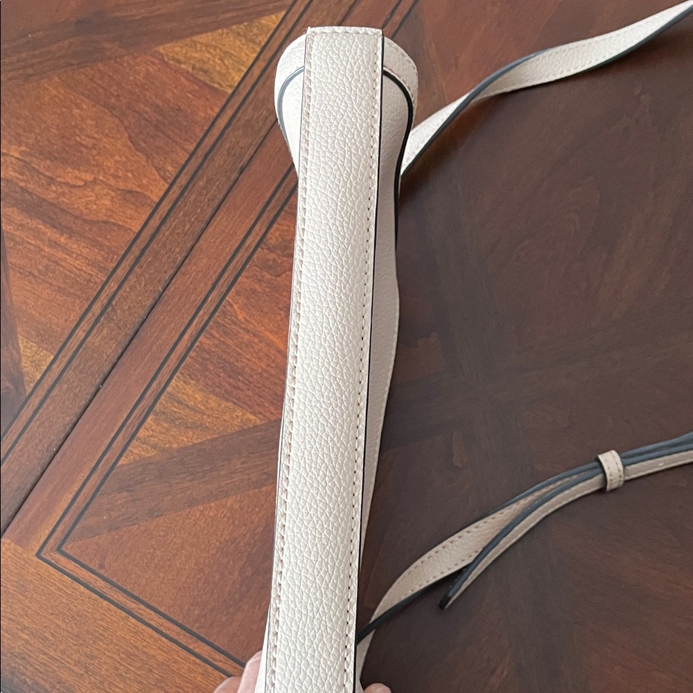 Karl Lagerfeld Crossbody Bag - Picture 5 of 5
